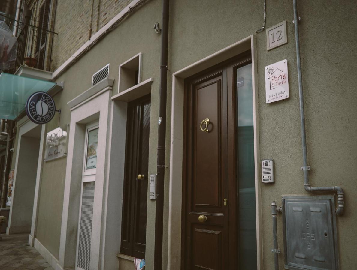 B&B Porta San Marco 산세베로 외부 사진
